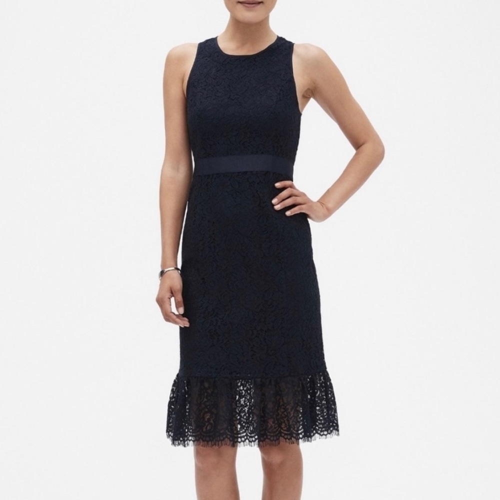 NWT Banana Republic Navy Blue Ruffle Lace Dress 00P